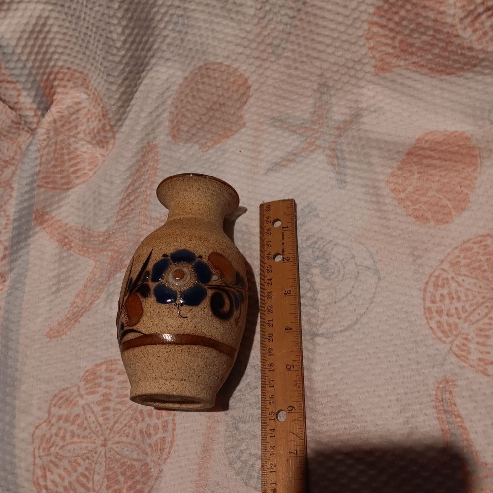 🐞Mexican Folk Art Handcrafted Ceramic Vase with Floral Design